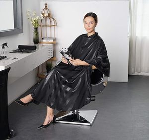 Capa de Peluquería con Diseño de Logotipo Personalizado, Capas de Barbero Impermeables de Poliéster para Peluquería - Product Image 5
