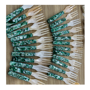 Cuillère en nacre écologique faite à la main, cuillère en coquillage pour vaisselle durable, vente en gros - Product Image 2