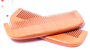 Peine de Madera Natural para el Cabello, Peine de Madera Hecho a Mano con Dientes Anchos para Hombres, Mujeres y Uso en Salones - Product Image 4