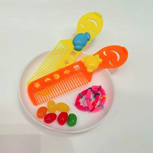 Fabricante Mayorista de Dulces de Gomitas Coloridas, Regalo para Niñas, Diademas y Peines Coloridos para el Cabello - Product Image 2