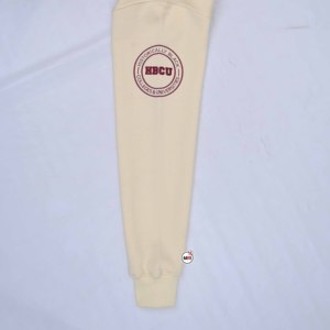 เสื้อสเวตเชิ้ตปักลาย Morehouse College คอกลม ทรงปกติสำหรับผู้ชาย ขายส่ง ผ้าฟลีซลำลอง สีแดงเลือดหมู ลายเสือ - Product Image 2