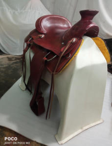 Selle en cuir occidental de haute qualité Selle occidentale en cuir classique véritable et confortable pour les compétitions de trail et de spectacle - Product Image 6