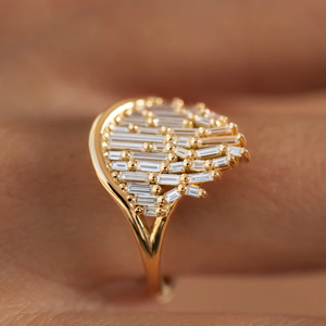 Bague Iced Jewelz taille baguette 2 carats en or jaune 14K plaqué or pour elle IGI - Product Image 5