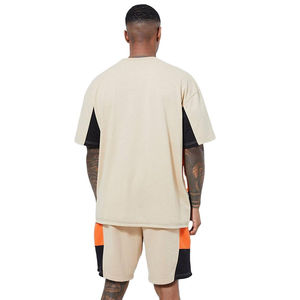 Conjunto de camiseta y pantalones cortos para hombre en bloques de color naranja, beige y negro, camiseta de cuello redondo de dos piezas con pantalones cortos a juego, ropa deportiva informal. - Product Image 6
