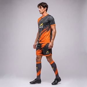 ชุดฟุตบอลที่สวมใส่สบาย ผลิตจากผ้าที่มีน้ำหนักเบา ทรงพอดีตัว ทนทาน เหมาะสำหรับการฝึกซ้อมและการแข่งขัน - Product Image 3