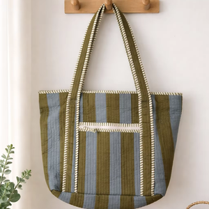 Sacs de maquillage en coton à rayures vertes imprimées en bloc, grande capacité, vert clair, lot de 3, matelassés, style indien moderne, pour pochettes à fermeture éclair - Product Image 1