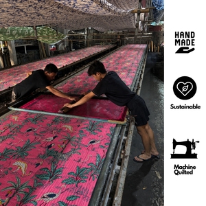 กระเป๋าโท้ทลายสัตว์สีชมพูสวยงามสดใส กระเป๋าโท้ทสำหรับเดินทางขนาดใหญ่ กระเป๋าโท้ทผ้าฝ้ายพิมพ์ลายบล็อกซิปสำหรับฤดูร้อน - Product Image 5