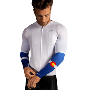 Manches de cycliste personnalisées avec logo OEM, imprimées par sublimation, avec designs personnalisés pour le sport et les activités de plein air - Product Image 1