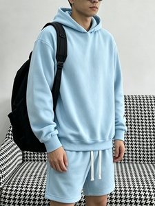 Ensemble sweat à capuche et short bleu clair pour homme, couleur unie, tenue décontractée d'été en molleton tricoté confortable - Product Image 3