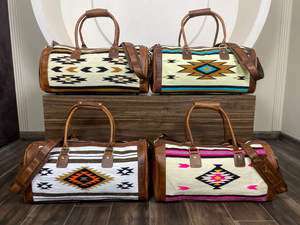 2025 accesorios de viaje bolsas de viaje al aire libre manta de sillín personalizada bolsa de Gimnasio Deportivo para mujeres bolsas de lona de cuero genuino bolsas de noche - Product Image 5