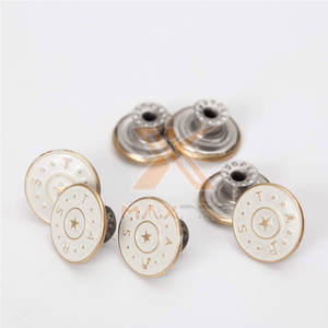 Botones de Hierro para Uniformes Ceremoniales de Fabricación Industrial, Nuevo Diseño - Product Image 4