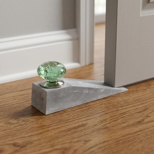 Butée de porte minimaliste en zinc avec bouton en cristal vert, fixation au sol, pour entrée, design durable - Product Image 1