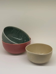 Tazón de Cerámica Artesanal Verde Espuma de Mar, Textura Hecha a Mano, Forma Redonda Profunda, Acabado Duradero y Seguro para Alimentos, Perfecto para Sopas, Ensaladas y Arroz - Product Image 2