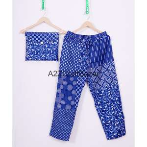 Ensemble de pyjama en coton élégant pour femmes, fait main en Inde, imprimé floral, satiné, robe de nuit/de soirée, été, motif floral - Product Image 4