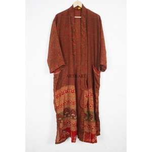 Kimono de Seda, 100% Seda, Túnica Larga Vintage, Suave, Transpirable, con Cierre de Cordón, Hecho a Mano en India, Vestido para Playa o Fiesta - Product Image 5