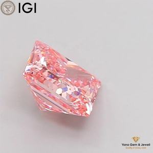 Diamante Cultivado en Laboratorio con Certificado IGI, Corte Princesa, Color Rosa Intenso, Claridad VS1, 1.50 Quilates, para Anillo de Compromiso Clásico - Product Image 3