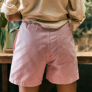 Pantalones cortos holgados para mujer, tela arengada, estilo relajado para verano/uso diario, con cintura elástica y cordones para un ajuste cómodo e informal - Product Image 6