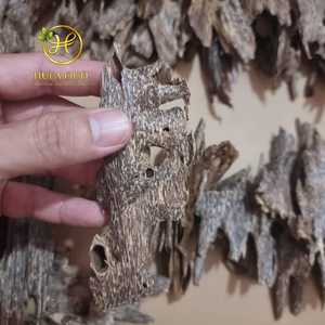 Madera de Oud Vietnamita Pura y Natural con Aroma Intenso - Product Image 1