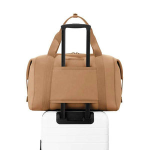 Sac de sport isotherme imperméable personnalisé avec logo pour hommes et femmes, grande capacité, doublure en polyester, design unisexe, voyage en plein air - Product Image 5