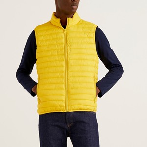 Chaleco Acolchado Amarillo para Hombre, Cuello Alto, Cierre de Cremallera, Cortavientos, Informal, Ropa de Abrigo de Otoño, Relleno de Poliéster, Largo Regular - Product Image 1