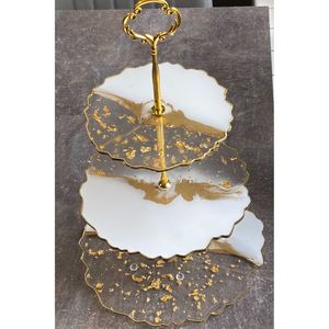 Support à gâteau en résine artisanal de qualité supérieure pour la vaisselle de fête et les décorations pour offrir en cadeau - Product Image 5