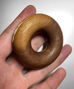 Clip Sellador de Bolsas de Aperitivos con Forma de Donut de Madera, Artesanía de Madera Sólida, Diseño Lindo de Donut - Product Image 1