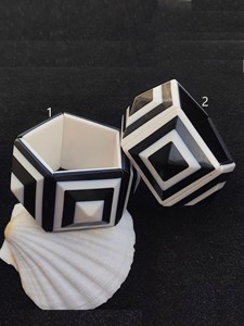 Brazaletes de Resina de Aspecto Robusto, Construcción Resistente, Acabado Liso, Precio de Fábrica al por Mayor - Product Image 6