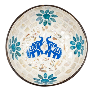 Vente en gros de bols en noix de coco gravés écologiques, modernes, uniques, artisanaux, polis, durables, de haute qualité et sûrs - Product Image 1