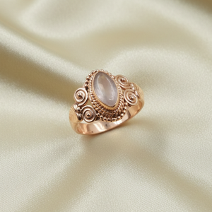 Bague en argent sterling 925 avec quartz rose naturel, faite à la main, style bohème, pierre marquise, design spirale vintage, bijoux pour femmes, cadeau de Noël pour elle - Product Image 4