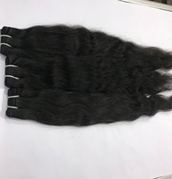 Extension de cheveux vierges lisses en cheveux humains indiens bruts naturels, fabriqués en Inde, vendus par des Indiens.