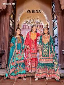 Conjunto de Sharara-Top y Dupatta de Diseño Moderno Especial para Eid, en Crepé de Seda con Estampado Digital y Trabajo de Espejos Reales, Compra en Línea en India - Product Image 4