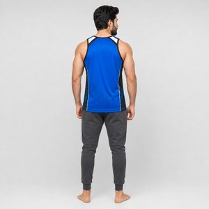 Camiseta sin mangas para hombre con estilo, tela suave, corte moderno y construcción duradera para uso diario informal y activo. - Product Image 2