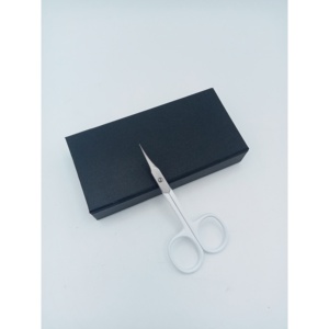 Ciseaux à ongles professionnels ergonomiques en acier inoxydable pour une coupe lisse et précise, outil de beauté - Product Image 1