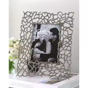 Décor de table Cadre photo en métal Design abstrait Décoration la plus vendue Cadre photo en métal Chambre à coucher - Product Image 1