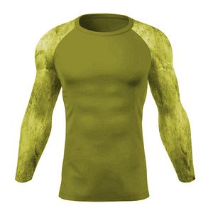 T-shirt de compression pour homme, haute qualité, faible MOQ, logo personnalisé, meilleur prix, fournisseurs de t-shirts de compression pour la course à pied, manches courtes - Product Image 3