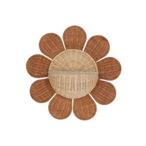 Cesta de mimbre en forma de flor Solución de almacenamiento elegante - Product Image 4