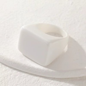 Anillo de Resina Artesanal Gifty Craft, Ligero, Unisex, Joyería de Moda, Regalo, Aspecto de Cristal, Acrílico, Anillo de Ángel Hecho a Mano, Grueso - Product Image 2