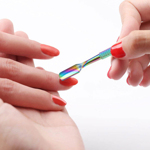 Pousse-cuticules professionnel en acier inoxydable de qualité supérieure, double extrémité, outil de manucure, accessoire de soin des ongles - Product Image 3