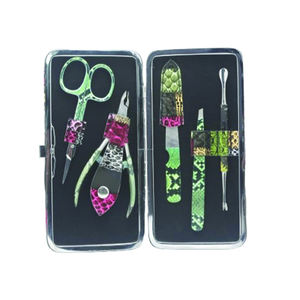 Juego de Manicura y Pedicura de Acero Inoxidable de Lujo, 5 Piezas, con Estuche Personalizable, Ideal para Viajes - Product Image 4