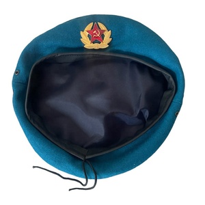 หมวกเบเรต์ขนสัตว์ปักโลโก้แบบกำหนดเองคุณภาพสูงสำหรับผู้ชาย ชุดฝึกซ้อมฤดูหนาว - Product Image 4