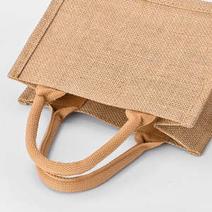 Sac de courses en jute durable et réutilisable avec des poignées en sangle de coton doux - Product Image 3