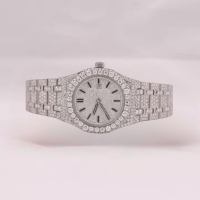 Montre ronde tendance pour femme avec diamants, cadran en cristal saphir de 30 mm, mouvement à quartz analogique, bracelet en acier inoxydable avec fermoir déployant