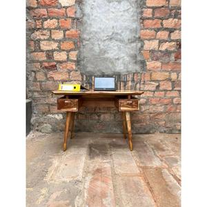 Escritorio de Estudio Moderno de Madera Maciza con 2 Cajones – Mesa de Escritura de Madera Hecha a Mano para Oficina en Casa - Product Image 3
