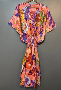 Nuevo Kaftán Naaz Textile Elegante con Estampado Animal, Cuello en V, Cordón Ajustable, Manga Corta, Corte Evase, Algodón Suave Indio, Encaje Frontal para Verano - Product Image 4