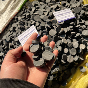 Boutons en corne de buffle en gros, noirs, tailles 16mm/19mm/21mm/23mm/26mm/29mm/31mm pour accessoires vestimentaires - Product Image 1