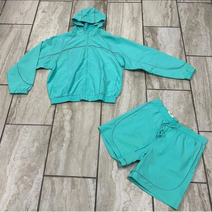 Conjunto Deportivo de Chaqueta Cortavientos de Nailon Estampado Personalizado de Alta Calidad para Hombre y Mujer, Reversible, al por Mayor - Product Image 4