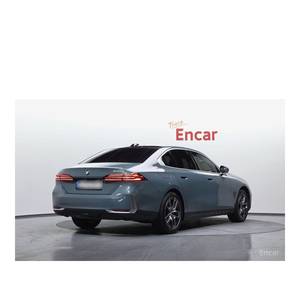 BMW Série 5 530i xDrive 2023, 22 998 km, boîte automatique, conduite à gauche, caméra de recul - Product Image 2