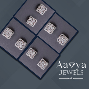 Boucles d'oreilles de luxe haut de gamme en or massif 14 carats avec diamants certifiés HRD pour femmes, idéales pour toutes les occasions – Achetez directement en Inde - Product Image 3