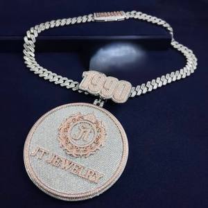 Colgante de Plata con Nombre y Logotipo Personalizado, con Circonitas y Diamantes, Estilo Hip Hop, Regalo Personalizado con Piedra Principal de Moissanita - Product Image 1