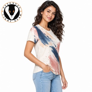 Camiseta para mujer con material suave al tacto, movimiento flexible y ajuste cómodo para uso diario, informal y de moda urbana. - Product Image 4
